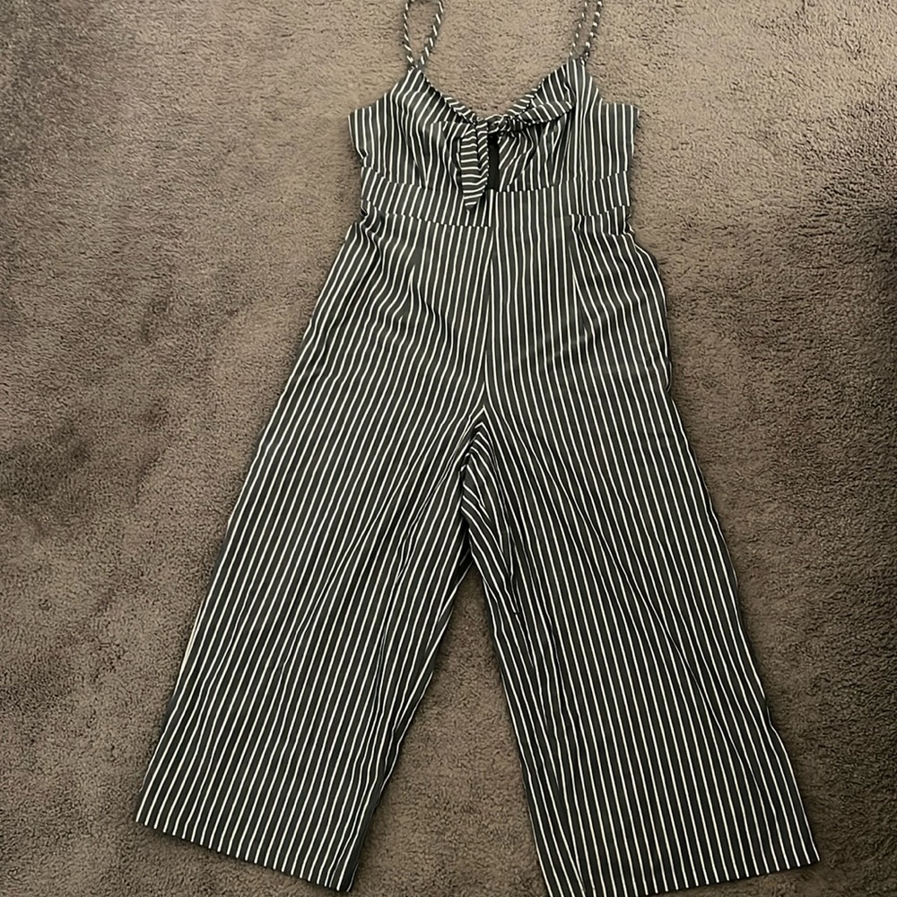 Crystal sky brand size 13 juniors denim blue-white, vertical stripes.